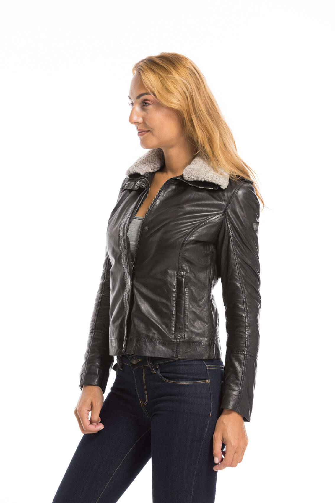 CG-23-FEMME-13661-Noir-21750