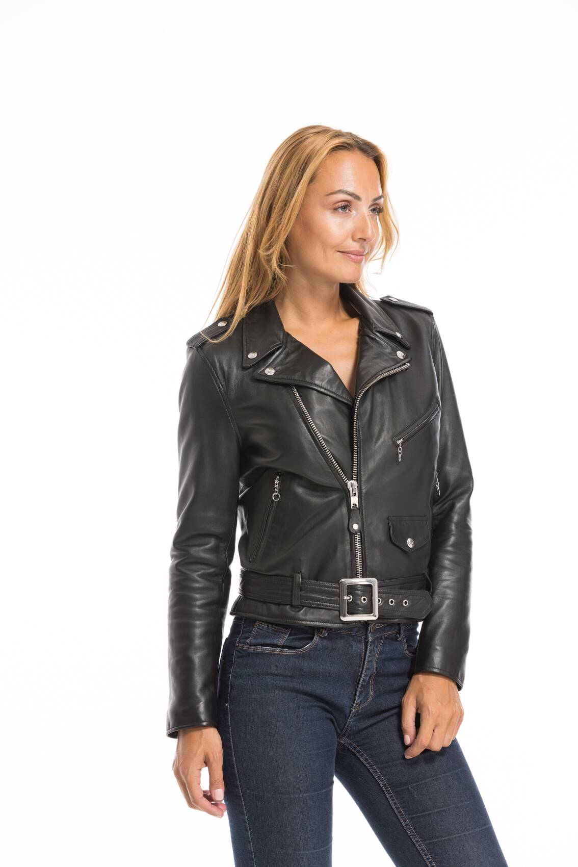 CG-23-FEMME-LCW8600-NOIR-23436