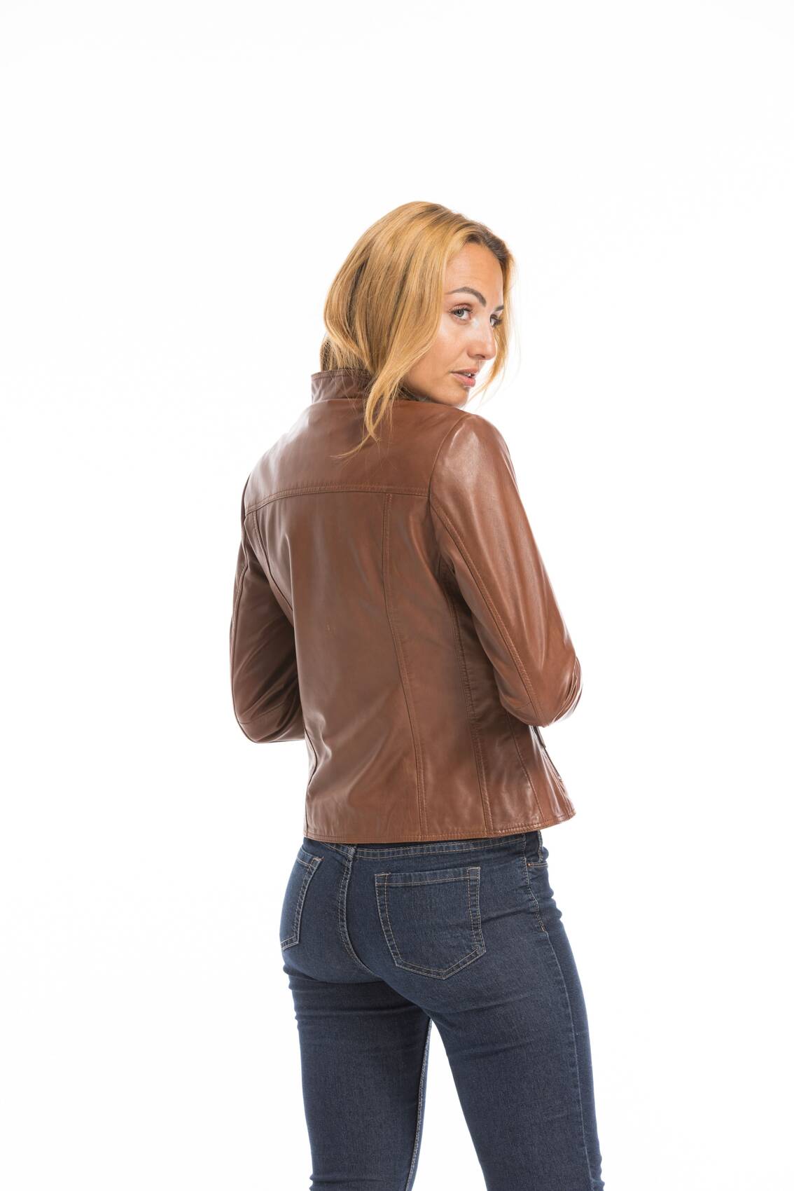 CG-23-FEMME-P1401-DARK-COGNAC-22779