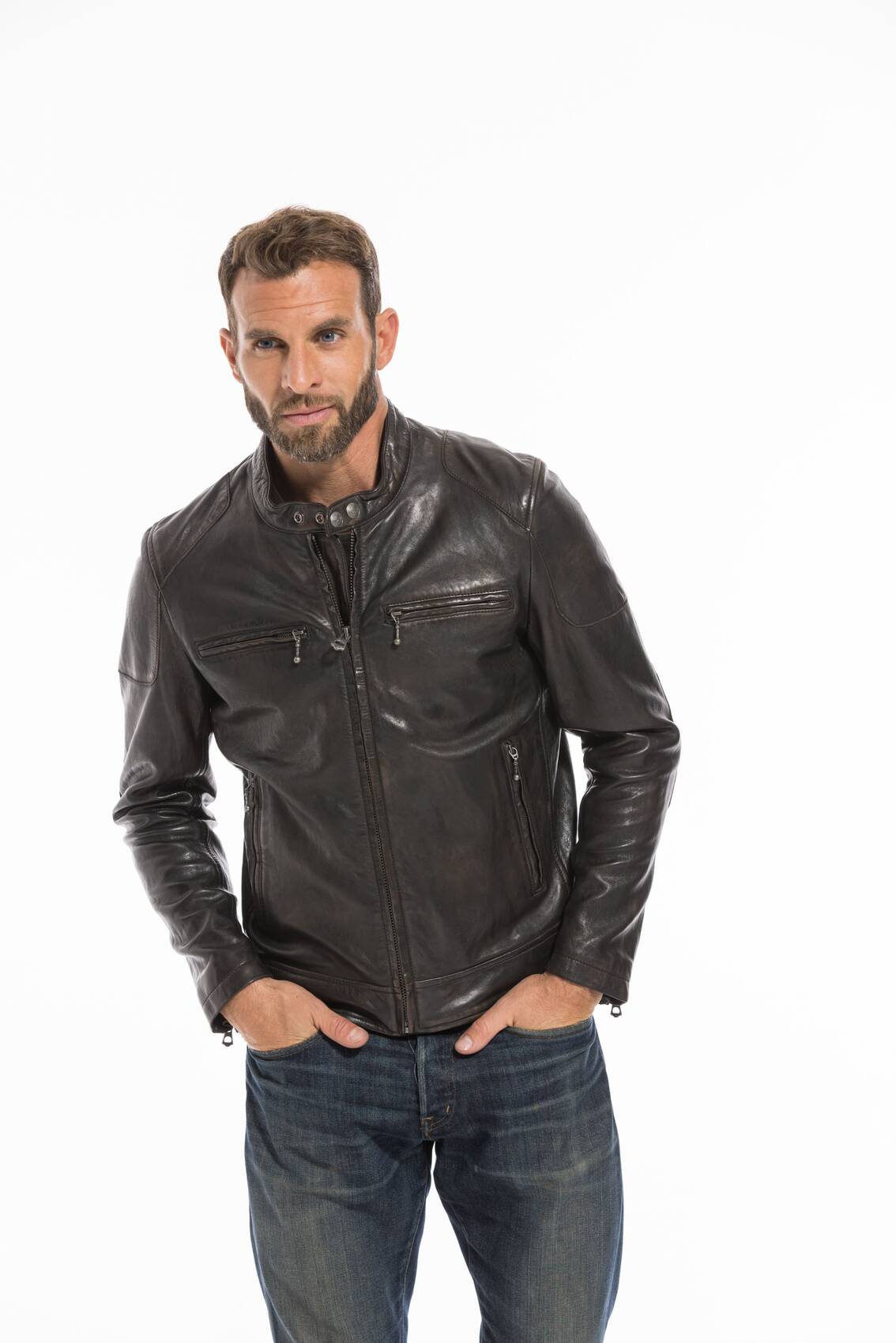 CG-23-HOMME-102431-NOIR-25807